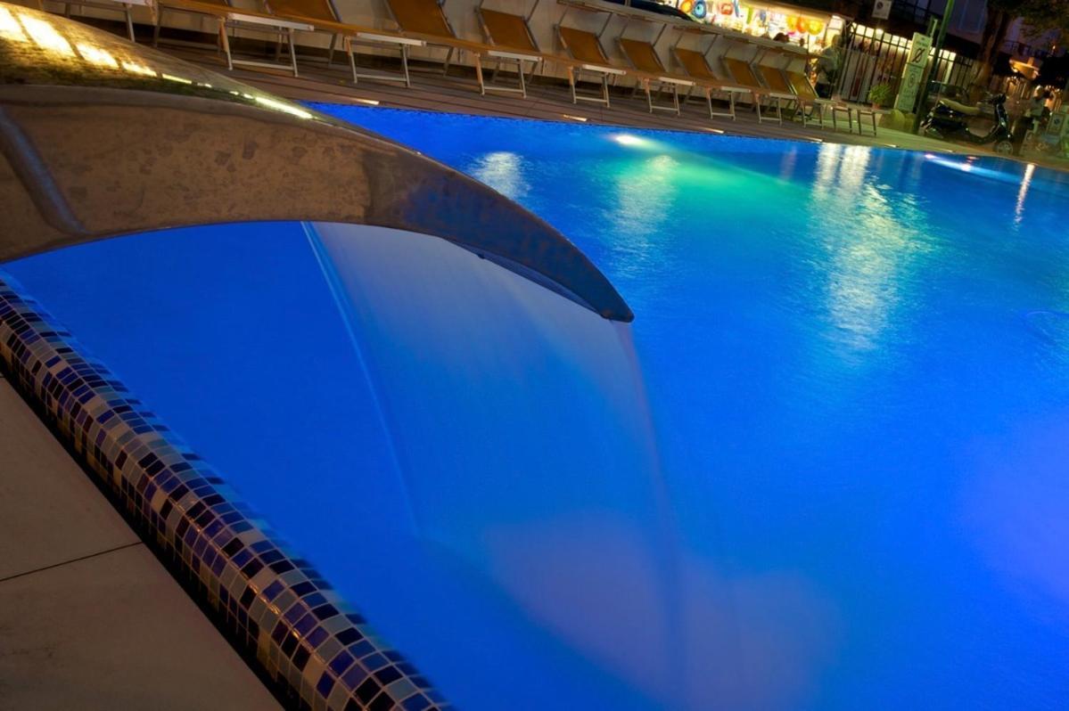 Hotel Lido Cattolica Exterior photo
