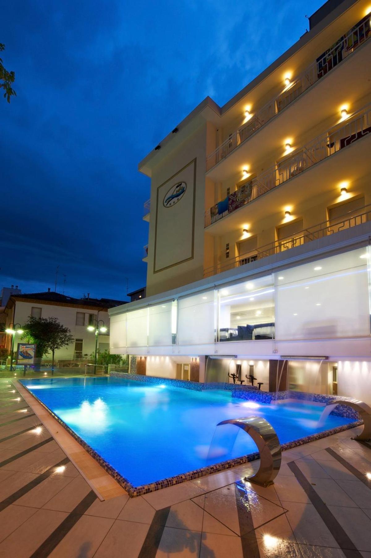 Hotel Lido Cattolica Exterior photo